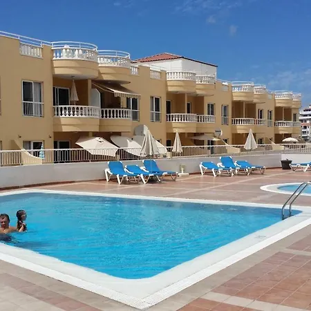 Club La Mar Puerto de Santiago (Tenerife)