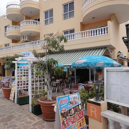 Club La Mar Apartament *