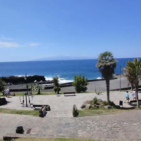 Club La Mar Puerto de Santiago (Tenerife)